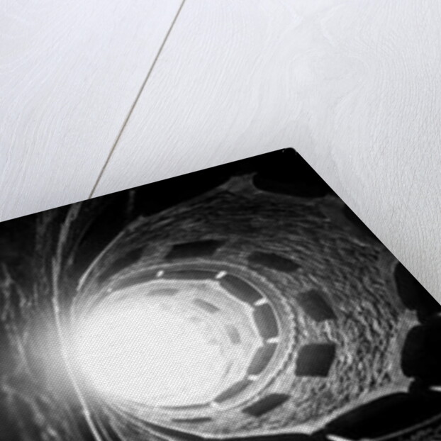 Luz no Poço Iniciático, 2018 by Guilherme Pontes