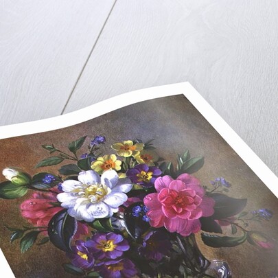 AB/217 Forget-me-nots and primulas in glass vase by Albert Williams