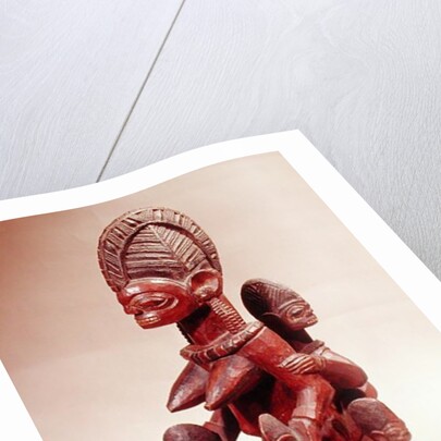 Mother and children by Culture Yoruba