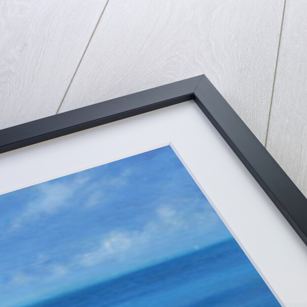 Hole in the wall lighthouse by Derek Hare