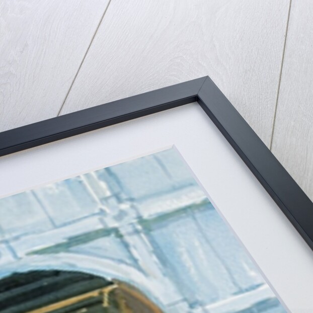 Walking Towards the Light, Cochin, 2002 by Lucy Willis