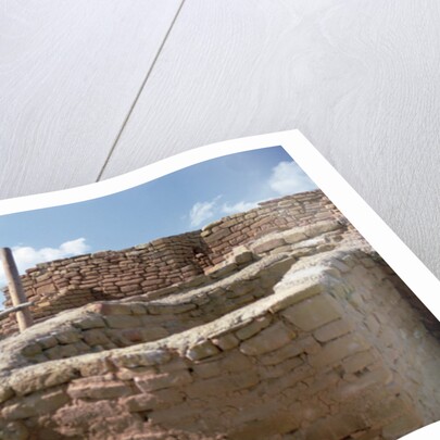 Pueblo Indian dwelling and Kiva, built 11th-14th century by Anonymous