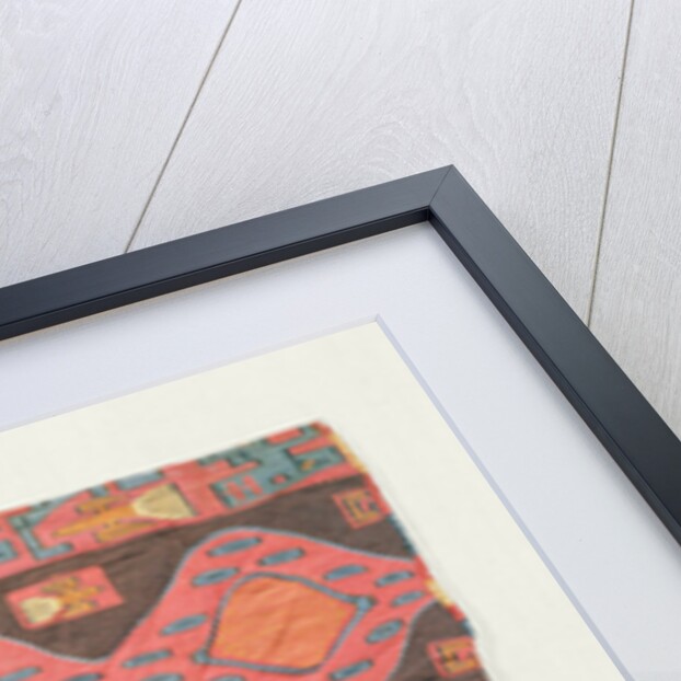 Shirt of interlock wool tapestry, Nazca Culture by School Peruvian