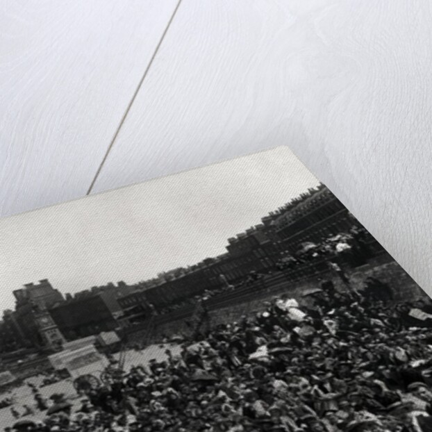 Singers on the beach at Margate, c.1900 by French Photographer