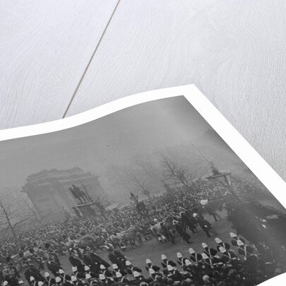 Queen Victoria's funeral cortege passes Wellington Arch, 2nd February 1901 by English Photographer
