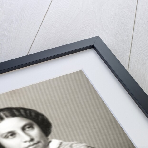 Madame Caroline Marie Felix Miolan-Carvalho engraved by D.J. Pound from a photograph by John Jabez Edwin Paisley (after) Mayall