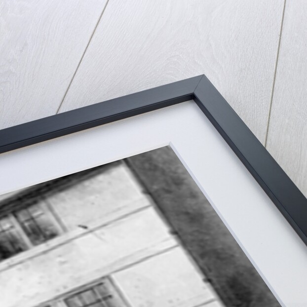 View of Old Thatched House, Exchange Court , 1853 by English School