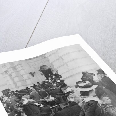 The crowd at opening of the U.S. Building at the Paris Exposition, 1900 by Anonymous