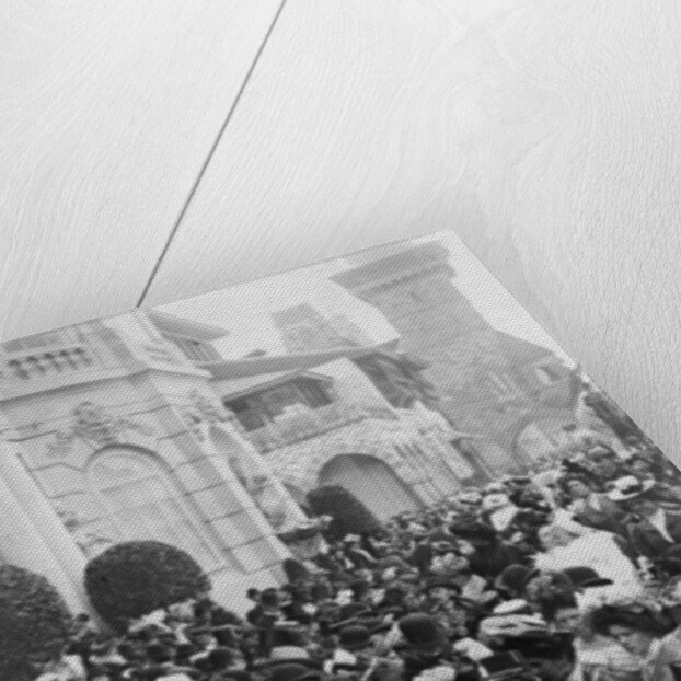 Great Crowds, Dedication of U.S. Building May, 1900 by Anonymous