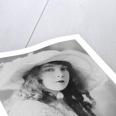 Lillian Gish, 1921 by George Grantham - Bain News Service Bain