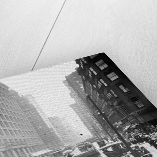 Chicago, Ill., State St. & Marshall Fields by Anonymous