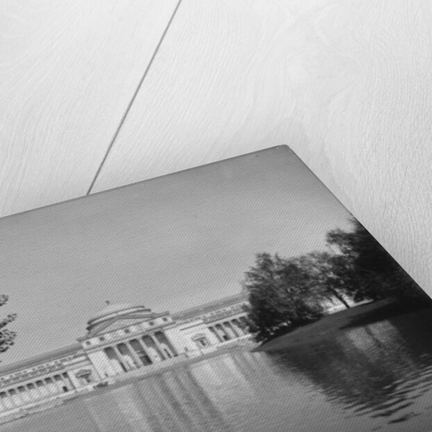 Scene in Jackson Park, Chicago, Illinois, 1890-1901 by Detroit Publishing Co.