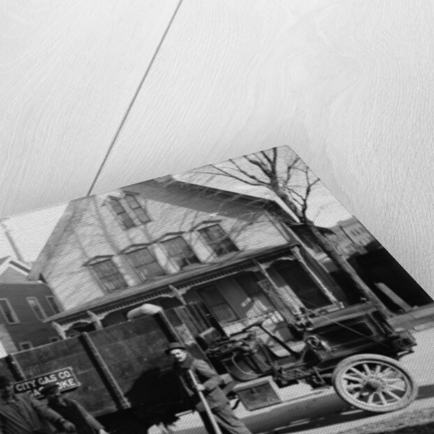 Coke delivery wagon and workers, Detroit City Gas Co., Michigan, 1900 by Detroit Publishing Co.