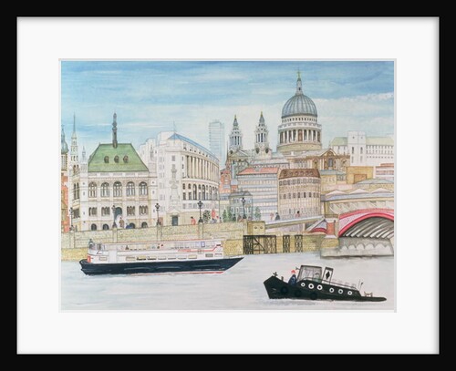 St. Pauls, London by Gillian Lawson