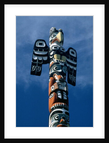 Haida Eagle clan totem pole by School Canadian
