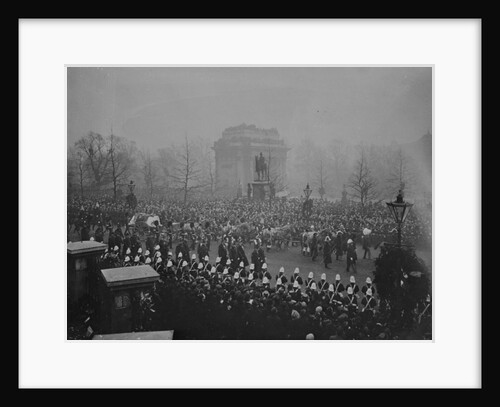 Queen Victoria's funeral cortege passes Wellington Arch, 2nd February 1901 by English Photographer