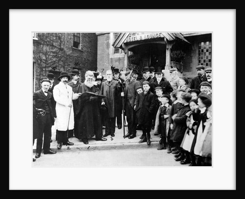 Swearing on the horns at Highgate, March 28 1906 by J. Benjamin Stone