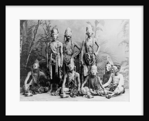 Masked men of the theater acting in 'Topéing,' Java, Indonesia, c.1900-1923 by Anonymous