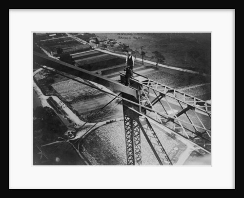 Working on top of Blackwell's Island bridge, 1907 by American Photographer