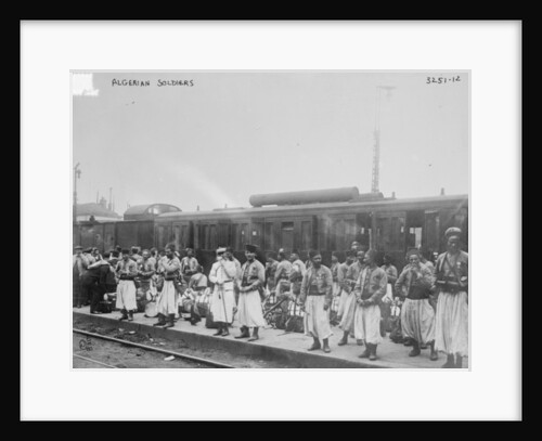 Algerian soldiers, 1914-15 by French Photographer