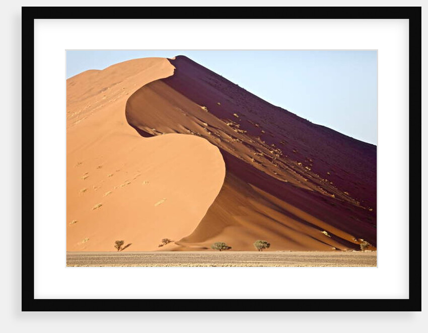 Dune, Sossusvlei, 2017 by Eric Meyer
