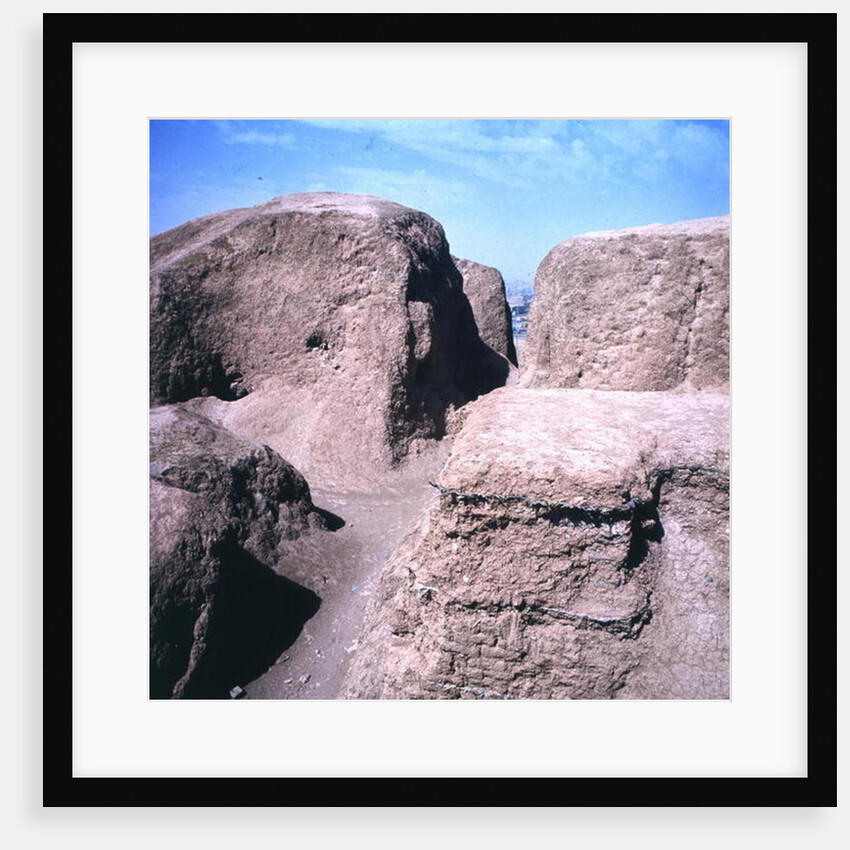 Shamash Gate by Assyrian