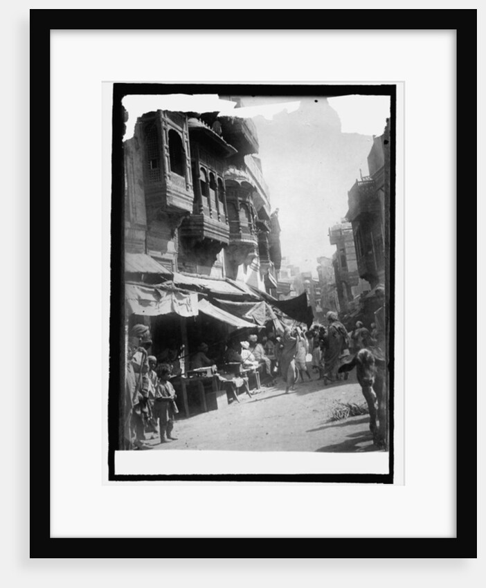 A street in Lahore, c.1908-19 by Anonymous