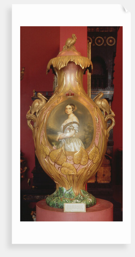 Commemorative vase with a portrait of Queen Victoria, 1851 by English School