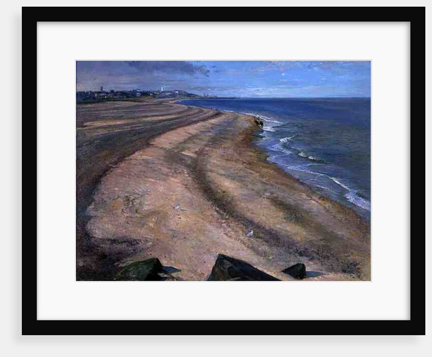 Beach Curve Towards Southwold by Timothy Easton