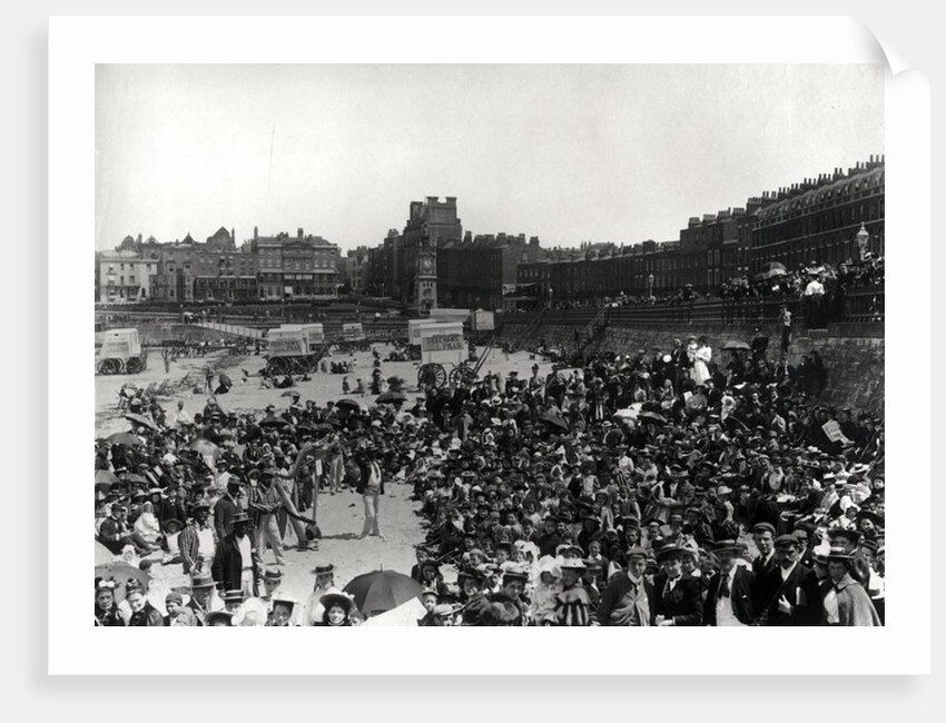 Singers on the beach at Margate, c.1900 by French Photographer
