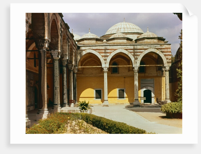 Interior courtyard of the Topkapi Palace by School Islamic