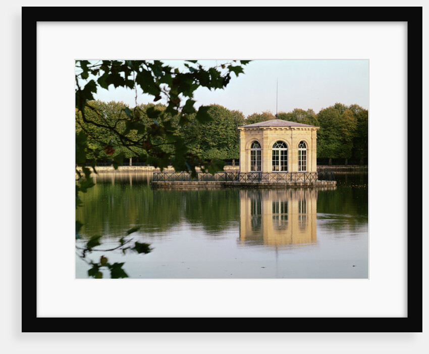 View of the Etang des Carpes with the octagonal pavilion by Anonymous