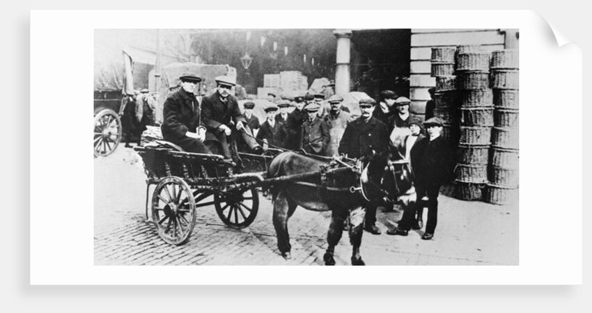 View of Covent Garden Market, 1900 by School English