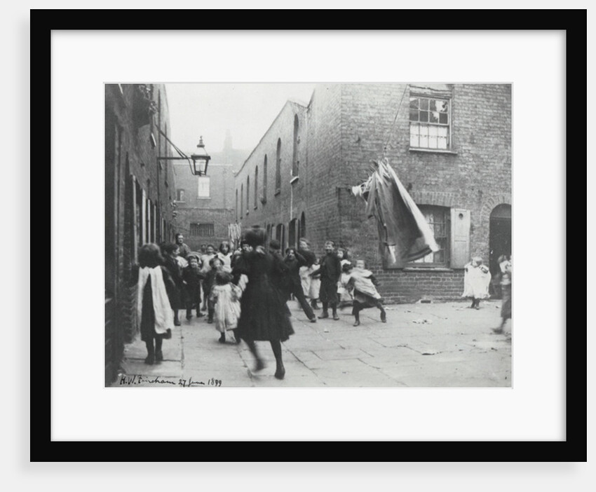 Aylesbury Place, Clerkenwell, 1899 by H.W. Fincham by English Photographer