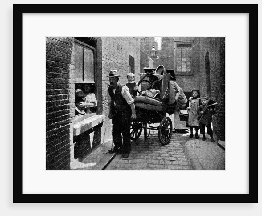 A 'Move' in Slumopolis by English Photographer