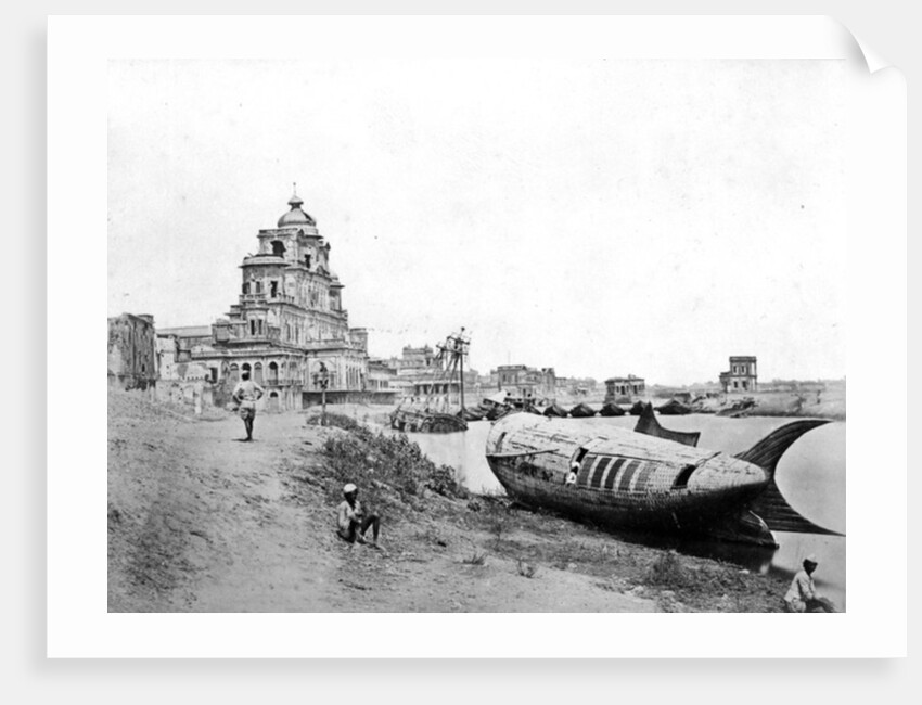 View of the Chattar Manzil Palace, on the River Gumti, Lucknow, during the Indian Rebellion, 1858 by Felice (1825-c.1908) Beato