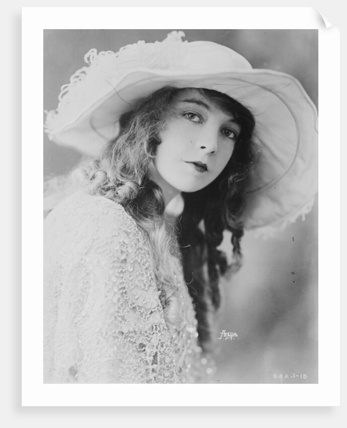 Lillian Gish, 1921 by George Grantham - Bain News Service Bain