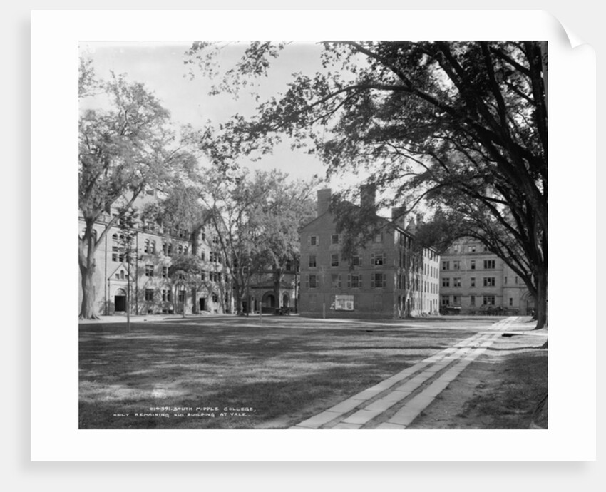South Middle College, only remaining old building at Yale, c.1900-06 by Detroit Publishing Co.
