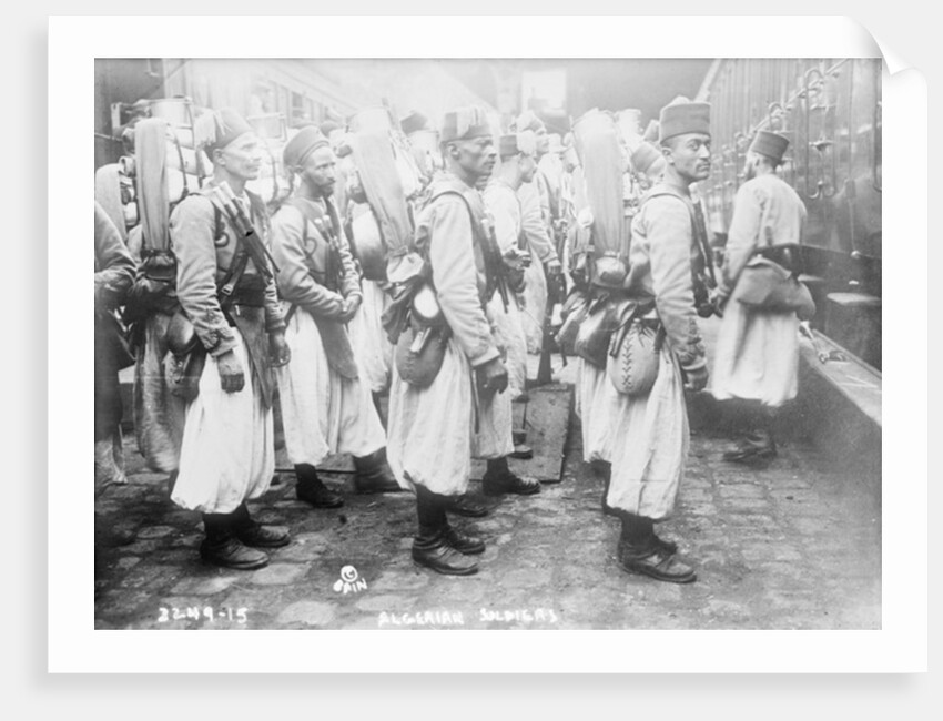 Algerian soldiers, 1914-15 by French Photographer