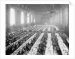 Banquet in Alumni Hall [i.e., University Commons], Yale College, Connecticut, c.1900-06 by Detroit Publishing Co.