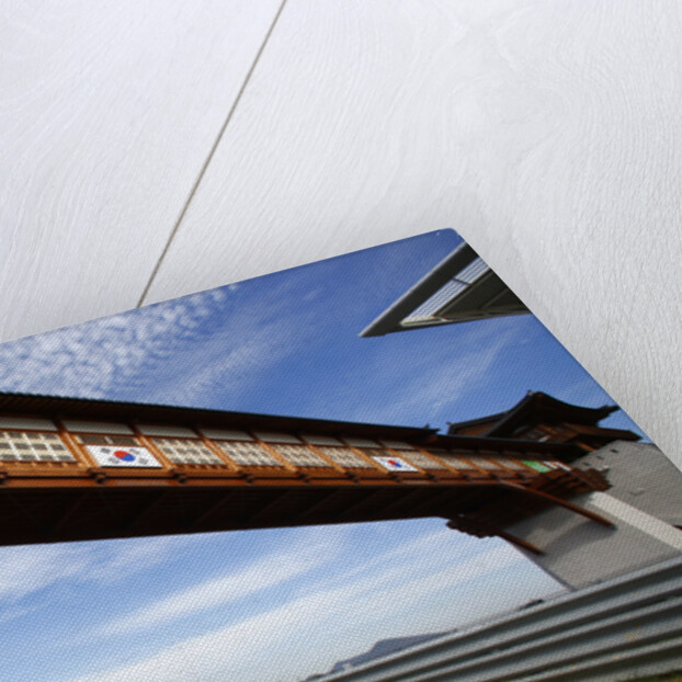 Bridging the gap, Giedo Van Der Garde, Korea by Steven Tee