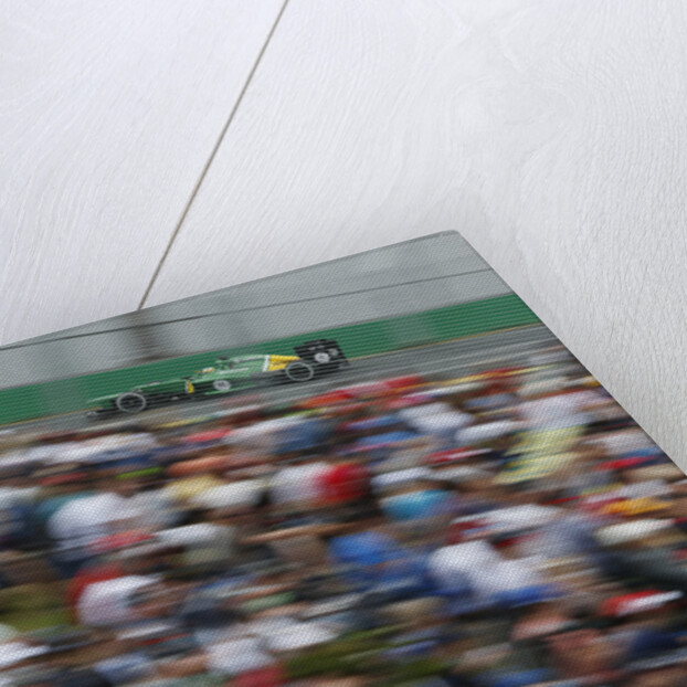 Crowd pleaser, Charles Pic, Australia by Andrew Ferraro