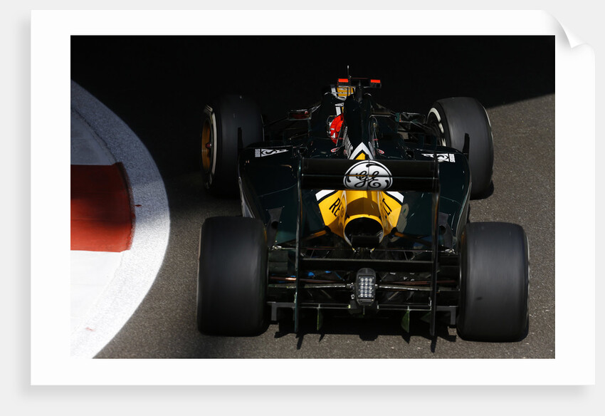 Light & shade, Heikki Kovalainen, Abu Dhabi by Lorenzo Bellanca