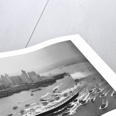 SS United States Arrives in Manhattan by Anonymous