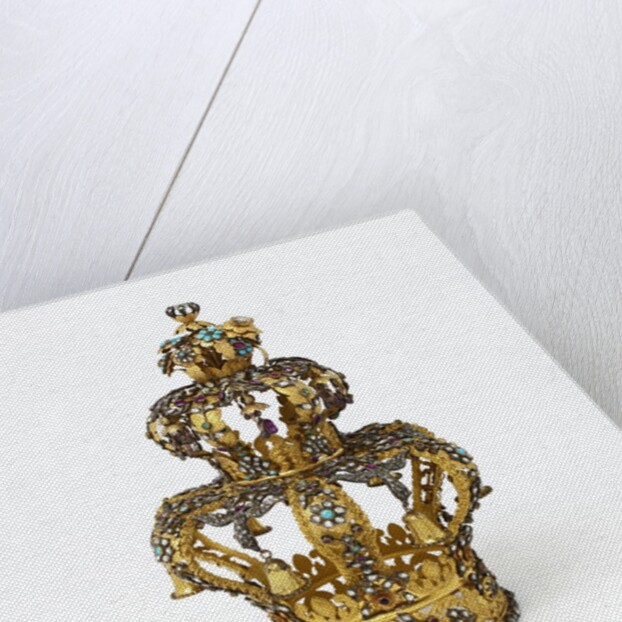 Gold and silver Torah crown by Anonymous