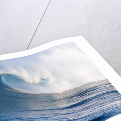 Breaking waves at a surfing area called Peahi, north shore of Maui, Hawaii by Anonymous