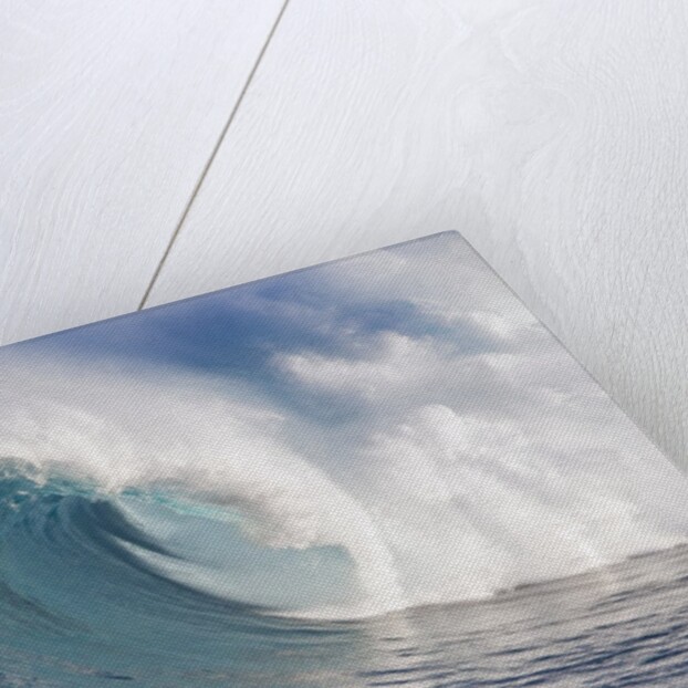 Breaking waves at a surfing area called Peahi, north shore of Maui, Hawaii by Anonymous