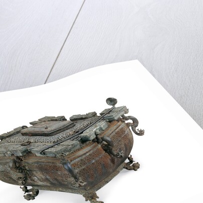 Bronze ritual jianfou vessel by Anonymous