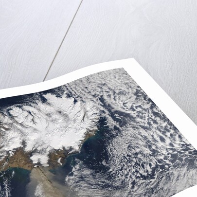 Ash plume from the Erupton of Eyjafjallajokull Volcano in Iceland by Anonymous