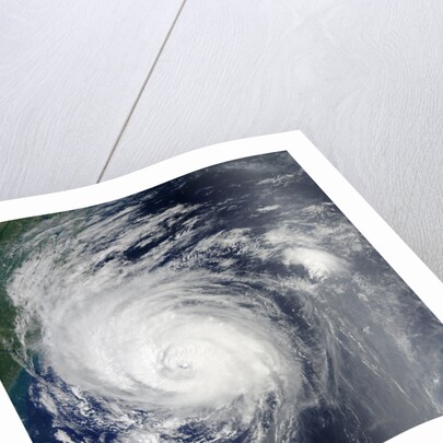 Hurricane Earl along the North Carolina Coast by Anonymous